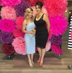 Meet your Posher, Laura